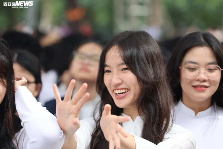 Hà Nội dự kiến đưa AI, bán dẫn, khoa học vũ trụ vào các trường chất lượng cao Hà Nội dự kiến đưa AI, bán dẫn, khoa học vũ trụ vào các trường chất lượng cao