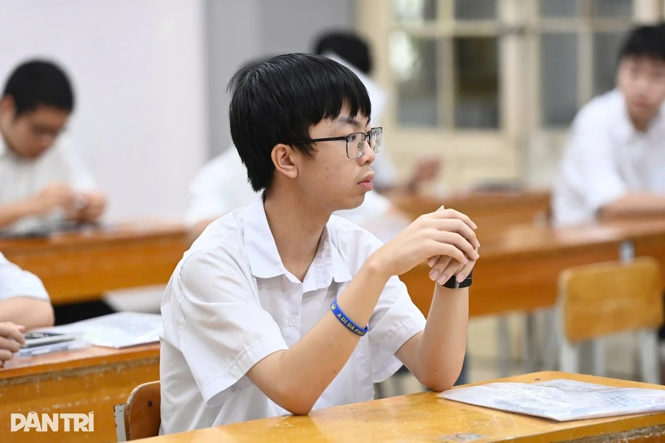Hà Nội: Gần 60.000 học sinh không có cơ hội vào lớp 10 công lập Hà Nội: Gần 60.000 học sinh không có cơ hội vào lớp 10 công lập
