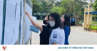 Hà Nội: Tỷ lệ chọi vào lớp 10 công lập là 1/3,35, cuộc đua ngày càng "nóng"