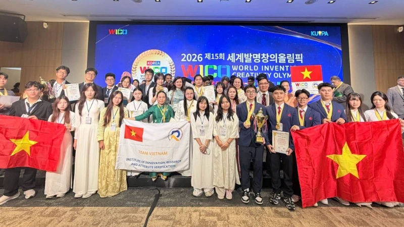 Hai dự án của học sinh Đắk Lắk giành Huy chương Vàng tại WICO 2026 Hai dự án của học sinh Đắk Lắk giành Huy chương Vàng tại WICO 2026