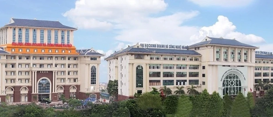 Hai sinh viên Y khoa chửi thề trên livestream ở bệnh viện Hai sinh viên Y khoa chửi thề trên livestream ở bệnh viện