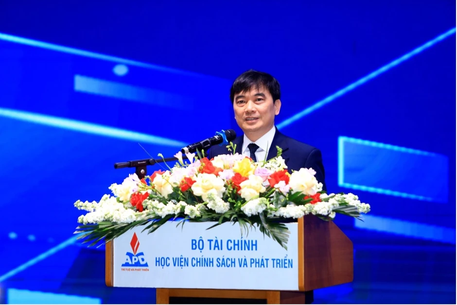 Hàng trăm học sinh THPT được "học thật" tại giảng đường, tự mình giải bài toán chọn ngành Hàng trăm học sinh THPT được "học thật" tại giảng đường, tự mình giải bài toán chọn ngành