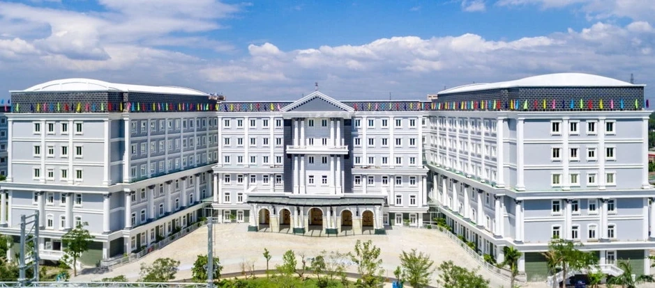 Hàng trăm trung tâm ngoại ngữ, tin học ở TPHCM bị giải thể, thu hồi quyết định Hàng trăm trung tâm ngoại ngữ, tin học ở TPHCM bị giải thể, thu hồi quyết định