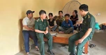 Hành động ấm lòng với những đứa trẻ nơi bản xa chưa đi học