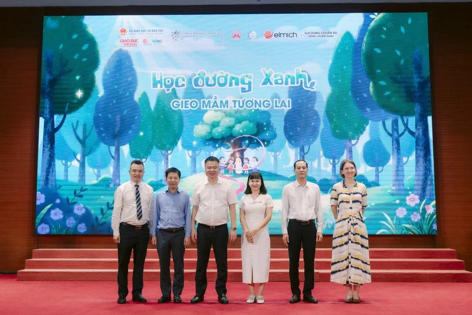 Hành trình gieo mầm sống xanh cho thế hệ trẻ của Elmich Việt Nam Hành trình gieo mầm sống xanh cho thế hệ trẻ của Elmich Việt Nam