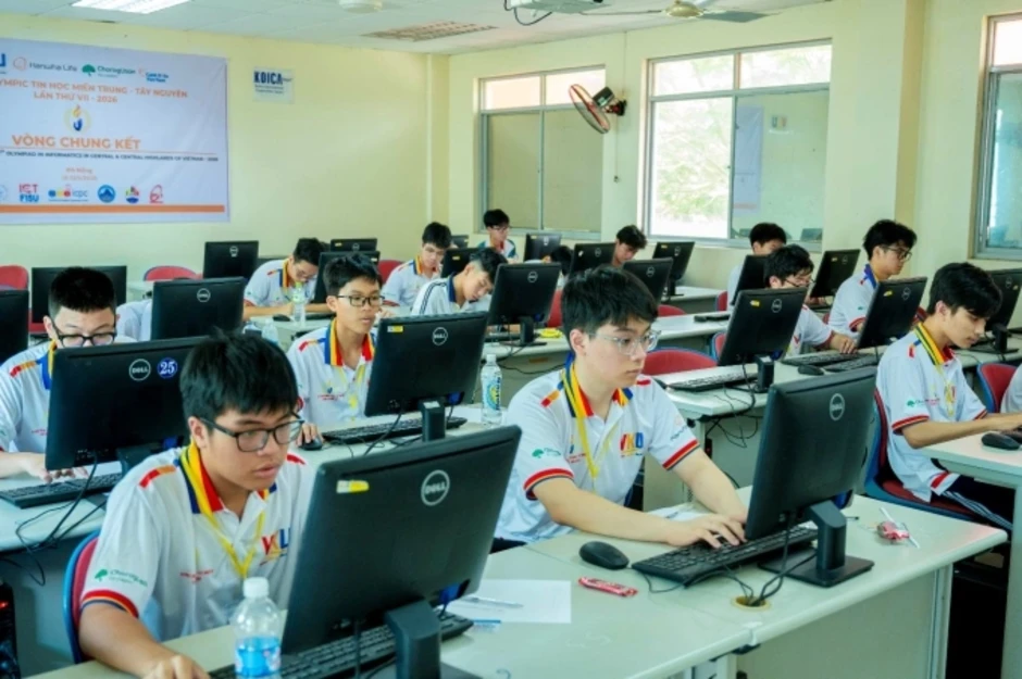 Hanwha Life đồng hành cùng cuộc thi 'Olympic Tin học 2026' Hanwha Life đồng hành cùng cuộc thi 'Olympic Tin học 2026'