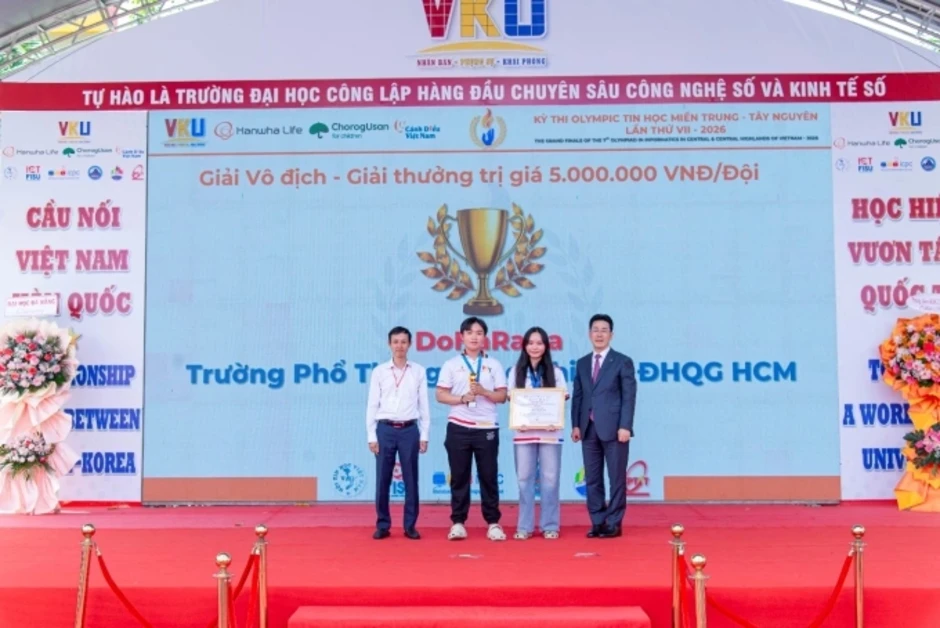 Hanwha Life đồng hành cùng cuộc thi 'Olympic Tin học 2026' Hanwha Life đồng hành cùng cuộc thi 'Olympic Tin học 2026'