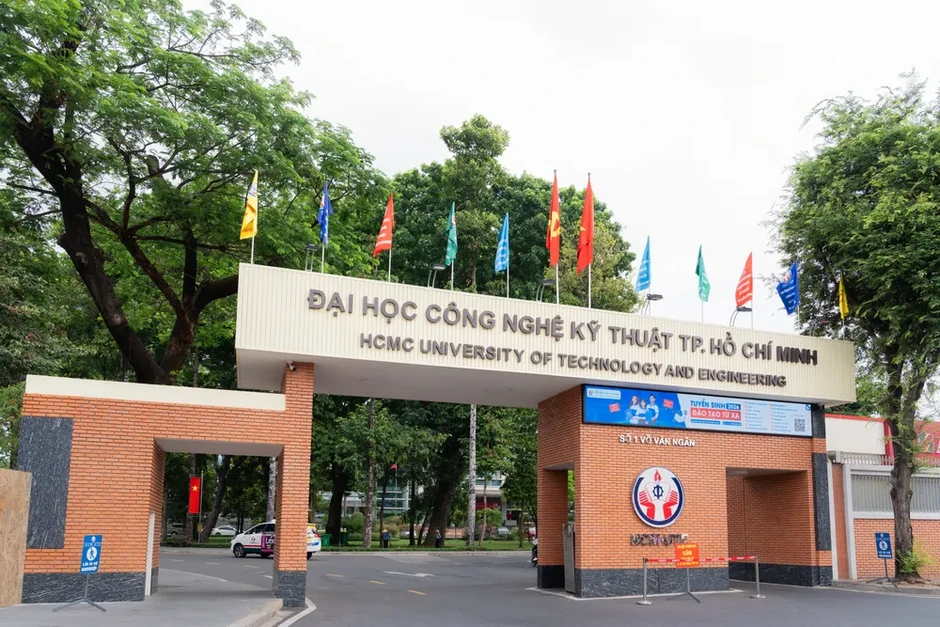 HCM-UTE tiếp tục nhận hồ sơ tuyển sinh đại học đào tạo từ xa đợt 3 năm 2026 HCM-UTE tiếp tục nhận hồ sơ tuyển sinh đại học đào tạo từ xa đợt 3 năm 2026