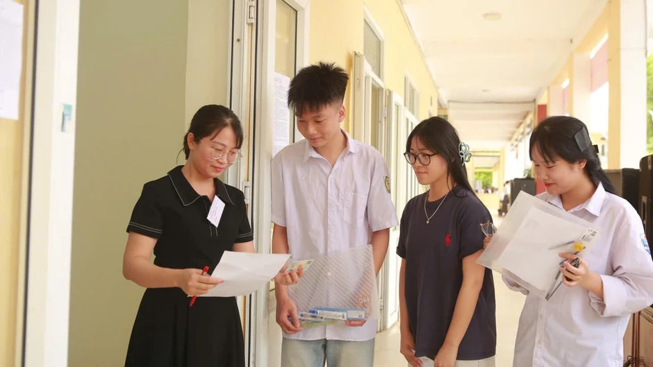 Hiện đại hóa kỳ thi theo lộ trình thận trọng Hiện đại hóa kỳ thi theo lộ trình thận trọng