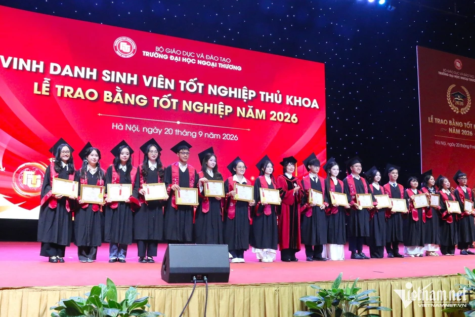 Hiệu trưởng ĐH Ngoại thương nói về một năng lực giúp nắm bắt nhiều cơ hội Hiệu trưởng ĐH Ngoại thương nói về một năng lực giúp nắm bắt nhiều cơ hội