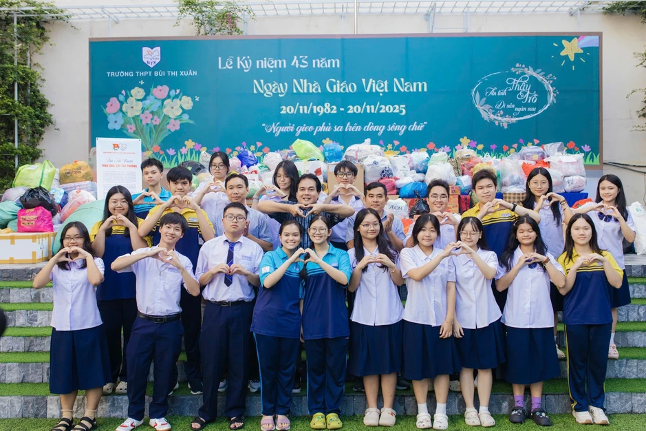 Hiệu trưởng ở TPHCM: “Coi học trò như người nhà sẽ biết cách bảo vệ các em” Hiệu trưởng ở TPHCM: “Coi học trò như người nhà sẽ biết cách bảo vệ các em”
