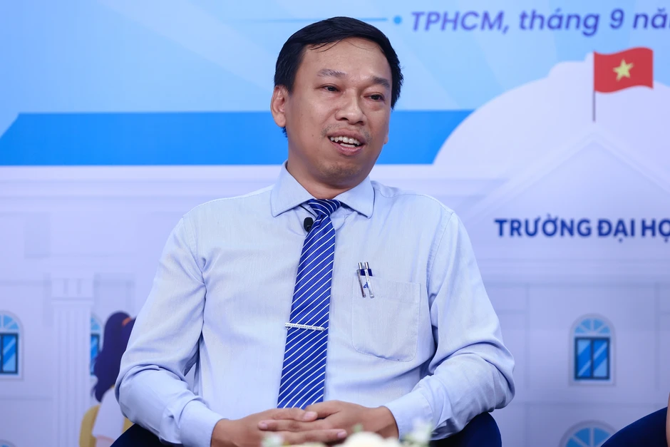 Hiệu trưởng THPT ở TPHCM: Chứng chỉ IELTS không phải là "tấm vé ưu tiên"