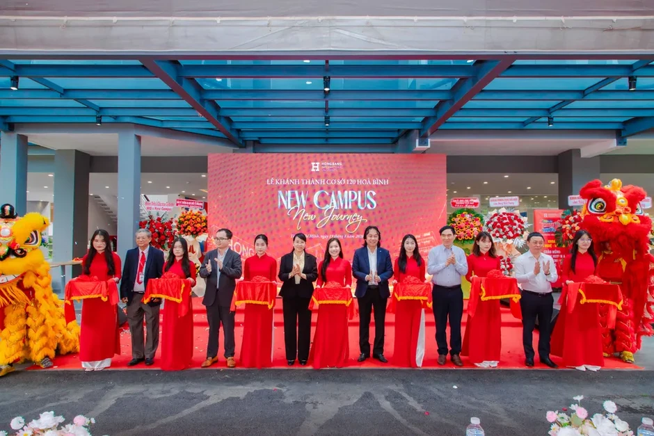 HIU khánh thành Cơ sở Đầm Sen gần 20.000 m², đưa môi trường nghề nghiệp vào giảng đường HIU khánh thành Cơ sở Đầm Sen gần 20.000 m², đưa môi trường nghề nghiệp vào giảng đường