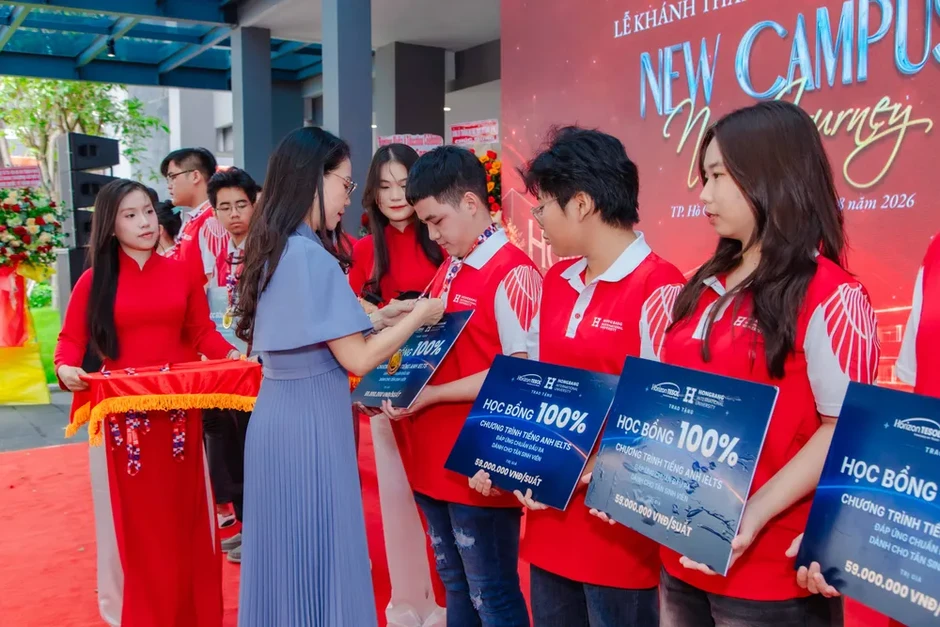 HIU khánh thành Cơ sở Đầm Sen gần 20.000 m², đưa môi trường nghề nghiệp vào giảng đường HIU khánh thành Cơ sở Đầm Sen gần 20.000 m², đưa môi trường nghề nghiệp vào giảng đường