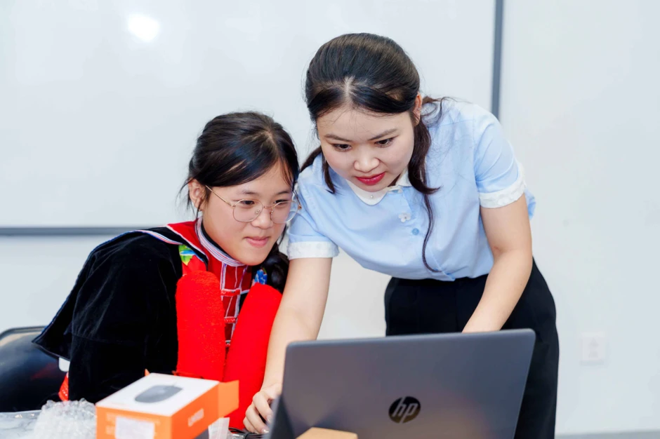 Học bổng Kiến tạo mùa 6 của Vinschool: Trao cơ hội để học sinh kiến tạo tương lai Học bổng Kiến tạo mùa 6 của Vinschool: Trao cơ hội để học sinh kiến tạo tương lai