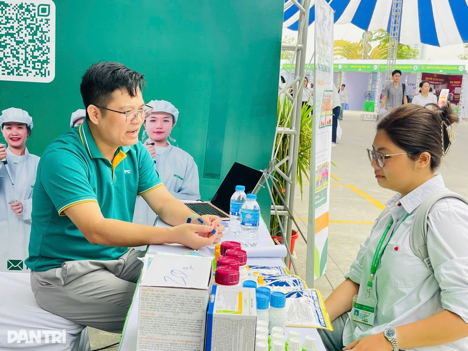 Học làm "nông dân số", lương có thể tới 60 triệu đồng/tháng Học làm "nông dân số", lương có thể tới 60 triệu đồng/tháng