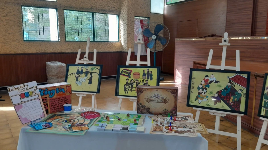 Học ngữ văn bằng cách làm game, quay phim về trò chơi dân gian Học ngữ văn bằng cách làm game, quay phim về trò chơi dân gian