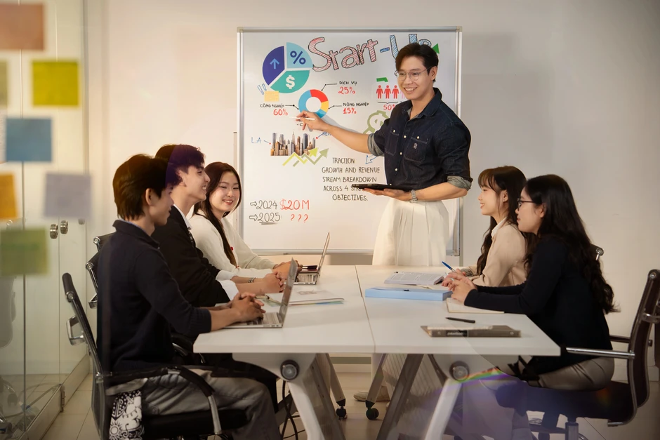 Học phí các đại học “nghìn tỷ” ở TPHCM: Có ngành thu 1,5 tỷ đồng/sinh viên