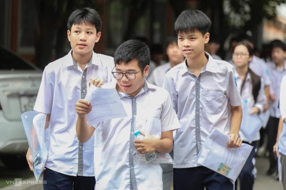 Học phí lớp 10 trường tư ở Hà Nội cao nhất gần 100 triệu đồng