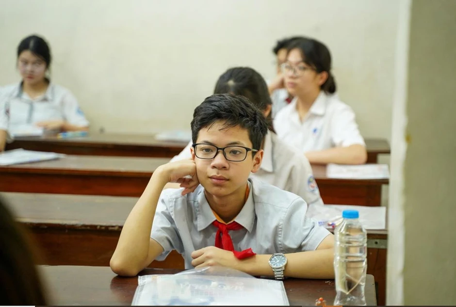Học sinh Hà Nội chuẩn bị đón kỳ thi lớp 10 CÓ 1-0-2, lần đầu tiên trong lịch sử! Đây sẽ là 3 điều tuyệt đối không được lơ là! Học sinh Hà Nội chuẩn bị đón kỳ thi lớp 10 CÓ 1-0-2, lần đầu tiên trong lịch sử! Đây sẽ là 3 điều tuyệt đối không được lơ là!