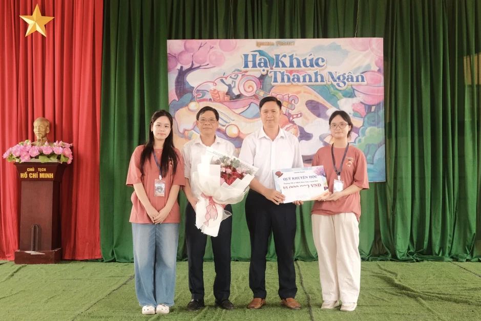 Học sinh Hà Nội xây thư viện, dạy kỹ năng sống cho trẻ em vùng cao Lạng Sơn