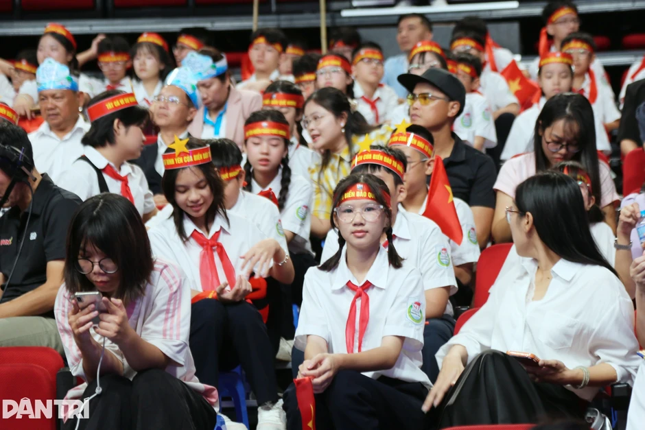 Học sinh Hải Phòng giành giải nhất cuộc thi về biển, đảo Học sinh Hải Phòng giành giải nhất cuộc thi về biển, đảo