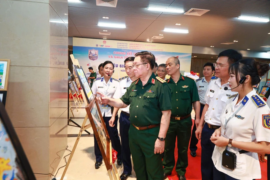 Học sinh Hải Phòng giành giải nhất cuộc thi về biển, đảo Học sinh Hải Phòng giành giải nhất cuộc thi về biển, đảo