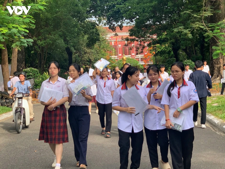 Học sinh Huế được mượn sách giáo khoa miễn phí Học sinh Huế được mượn sách giáo khoa miễn phí