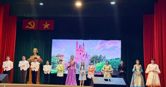 Học sinh lồng tiếng phim bằng tiếng Anh, Pháp, Đức, Nhật, Trung