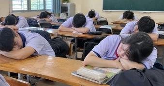 Học sinh nam, nữ cấp 2 "ngủ chung" khi bán trú, phụ huynh bức xúc
