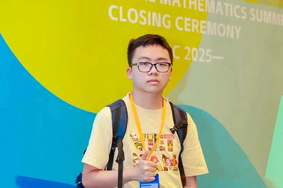 Học sinh Việt duy nhất giành "vàng" Olympic Toán châu Á 2026: Đỉnh cỡ nào? Học sinh Việt duy nhất giành "vàng" Olympic Toán châu Á 2026: Đỉnh cỡ nào?