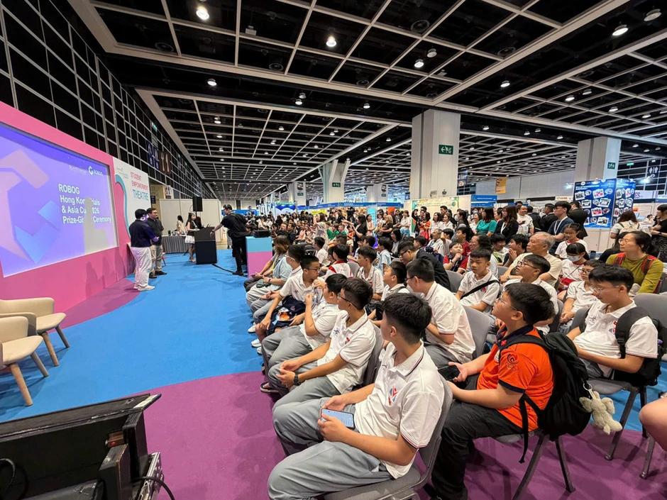 Học sinh Việt Nam ghi dấu ấn tại sân chơi Robotics khu vực Học sinh Việt Nam ghi dấu ấn tại sân chơi Robotics khu vực