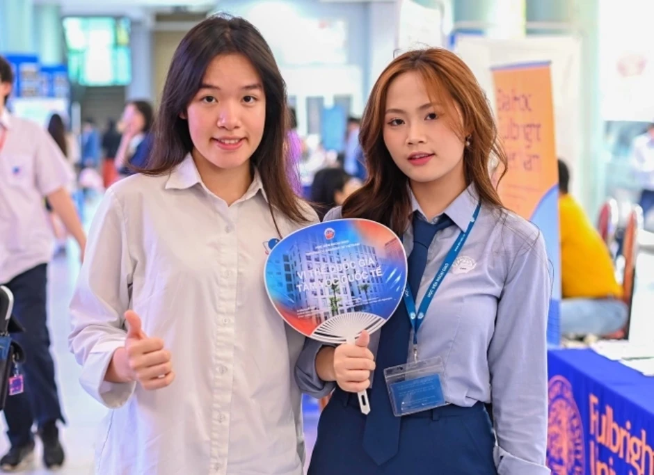 Học viện Ngoại giao nâng điều kiện xét học bạ Học viện Ngoại giao nâng điều kiện xét học bạ