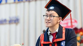 Học Y vì gần nhà, chàng trai thành thủ khoa xuất sắc