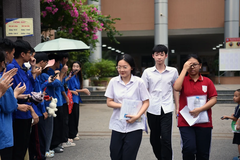 Hôm nay, hoc·sinh Hà Nội chính thức khởi động "cuộc đua" vào trường THPT chuyên