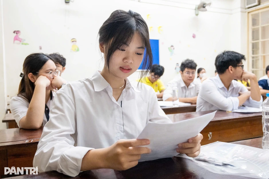 Hôm nay, khoảng 1 triệu thí sinh lớp 12 tập đăng ký thi tốt nghiệp THPT Hôm nay, khoảng 1 triệu thí sinh lớp 12 tập đăng ký thi tốt nghiệp THPT