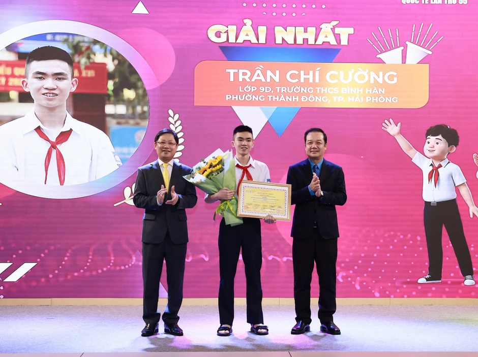 Hơn 1,3 triệu bài dự thi UPU viết về kết nối con người trong thế giới số