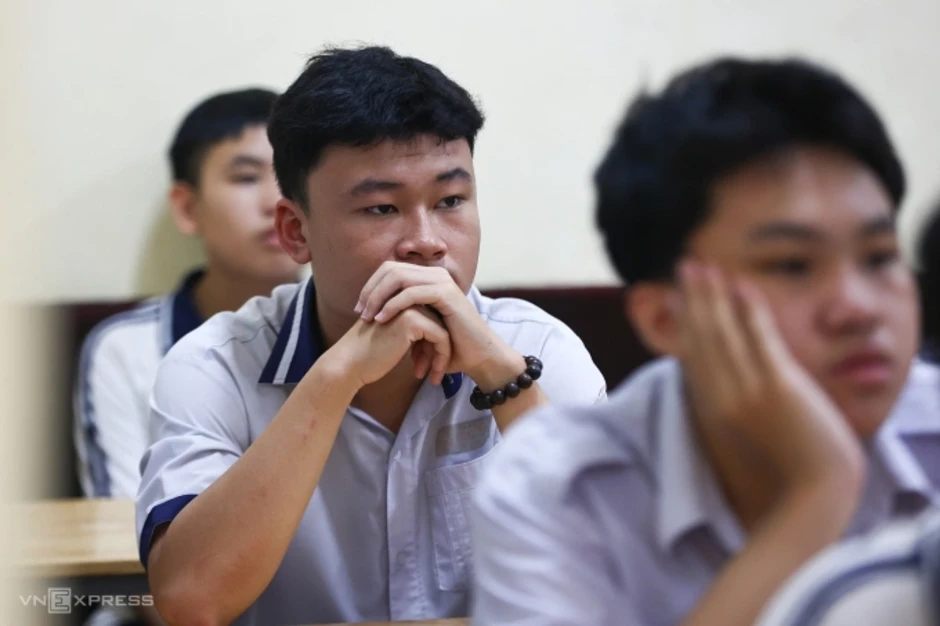 Hơn 17.800 học sinh TP HCM bỏ thi lớp 10 công lập