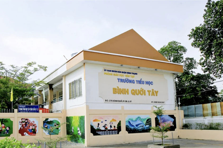 Hơn 20 trường ở TPHCM đổi đơn vị cấp suất ăn sau vụ 202 học sinh ngộ độc Hơn 20 trường ở TPHCM đổi đơn vị cấp suất ăn sau vụ 202 học sinh ngộ độc