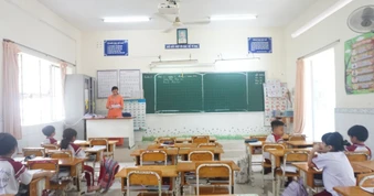 Hơn 200 học sinh trường Bình Quới Tây vẫn nghỉ học sau sự cố nghi ngộ độc