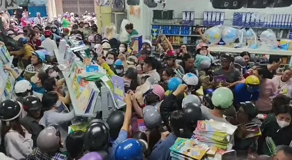Hơn 26.000 học sinh còn thiếu sách giáo khoa Hơn 26.000 học sinh còn thiếu sách giáo khoa