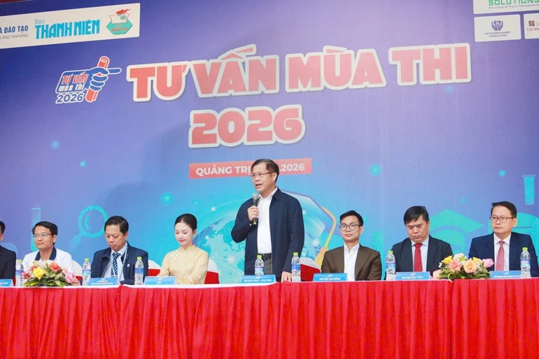 Hơn 3.000 học sinh lớp 12 ở Quảng Trị được tiếp nhận nhiều thông tin bổ ích về tuyển sinh Hơn 3.000 học sinh lớp 12 ở Quảng Trị được tiếp nhận nhiều thông tin bổ ích về tuyển sinh