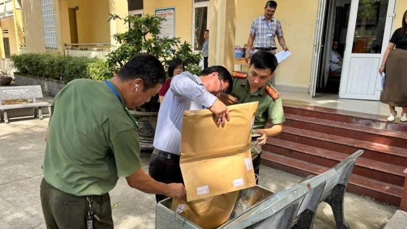 Hơn 43.500 thí sinh tại thành phố Đà Nẵng bước vào kỳ thi tuyển sinh lớp 10 Hơn 43.500 thí sinh tại thành phố Đà Nẵng bước vào kỳ thi tuyển sinh lớp 10