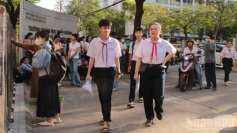 Hơn 43.500 thí sinh tại thành phố Đà Nẵng bước vào kỳ thi tuyển sinh lớp 10