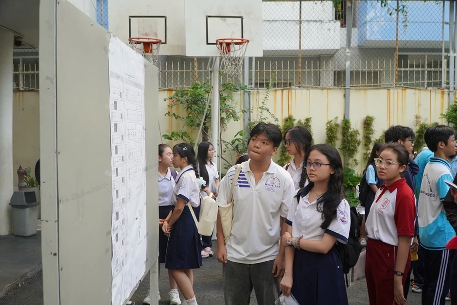 Hơn 4.700 thí sinh tranh suất vào lớp 10 Trường Phổ thông Năng khiếu Hơn 4.700 thí sinh tranh suất vào lớp 10 Trường Phổ thông Năng khiếu