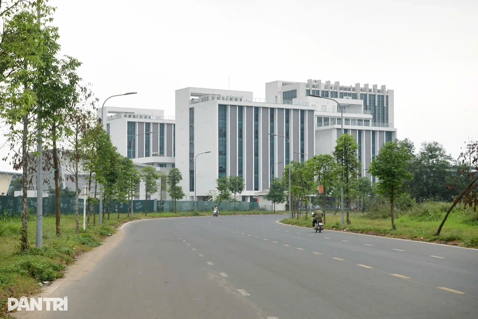 Hơn 600 sinh viên năm 3 sẽ phải lên Hòa Lạc học, Học viện Tài chính nói gì? Hơn 600 sinh viên năm 3 sẽ phải lên Hòa Lạc học, Học viện Tài chính nói gì?