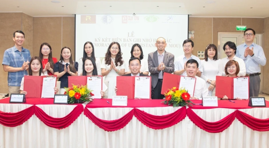 Hơn 70 đơn vị cùng DTU tìm giải pháp phát triển nhân lực luật Hơn 70 đơn vị cùng DTU tìm giải pháp phát triển nhân lực luật
