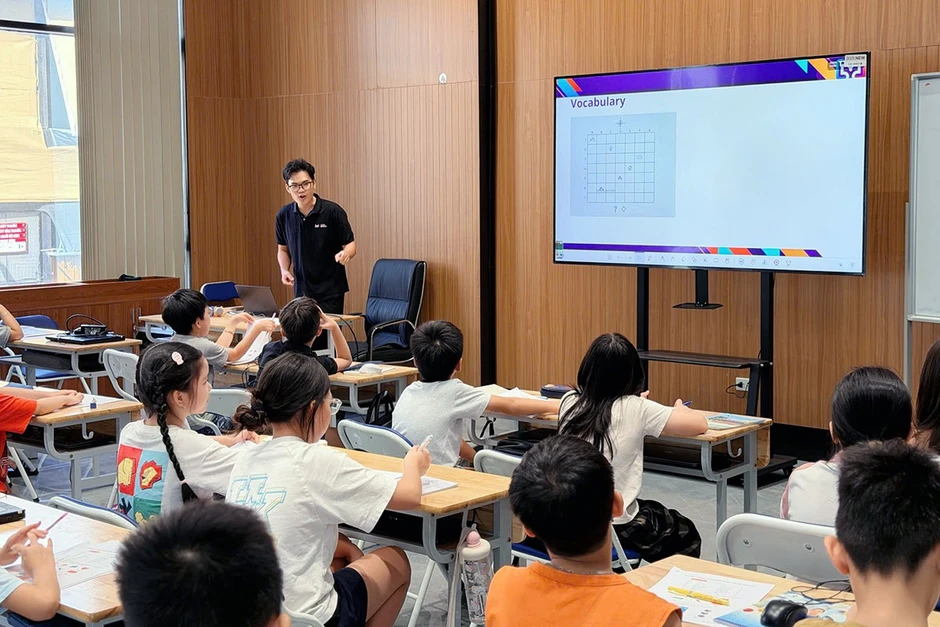 Khai giảng lớp lập trình và toán tư duy miễn phí cho học sinh tiểu học Khai giảng lớp lập trình và toán tư duy miễn phí cho học sinh tiểu học