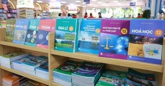 Khai trương Nhà sách Hoàng Sa tại TPHCM, sẵn sàng mùa tựu trường