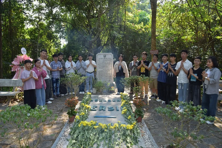 Khánh Hòa: Học sinh khuyết tật trải nghiệm hành trình "Theo dấu chân bác sĩ Yersin" Khánh Hòa: Học sinh khuyết tật trải nghiệm hành trình "Theo dấu chân bác sĩ Yersin"